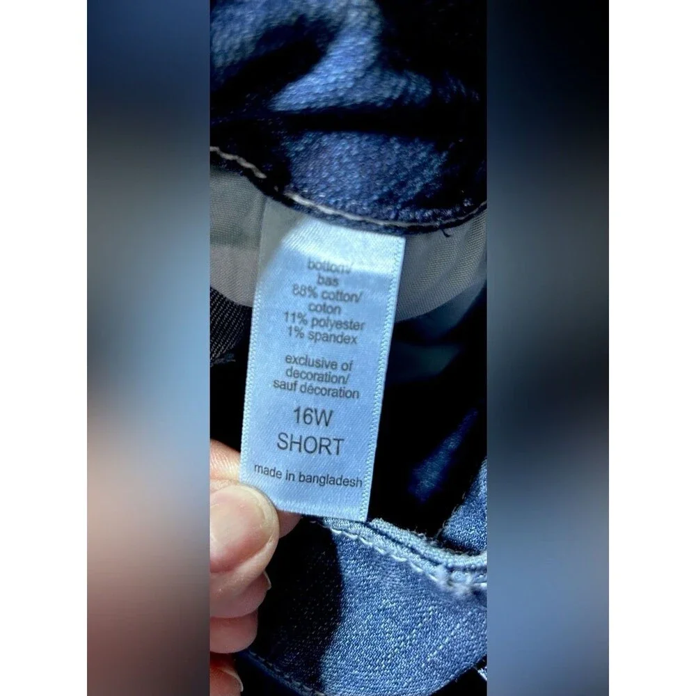 Maurice’s Short High Rise Curvy Women’s Jeans Straight NWT Dark Blue Size 16
